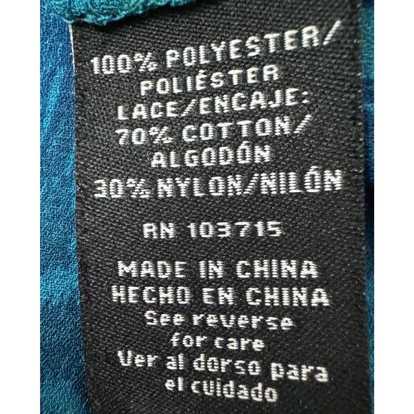 Zac & Rachel Stretch Knit Blue Green Ombre Tunic Blouse Dipped Hem Size Medium - Picture 9 of 10